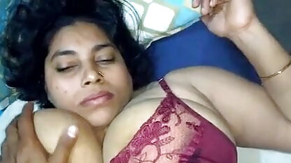संचिका शहद के साथ चश्मा, हिंदी मूवी सेक्सी वीडियो अधोवस्त्र में