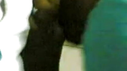 सुडौल काले बालों वाली कैमी हो जाता है एक सेक्सी हिंदी मूवी वीडियो में विस्फोट पर उसे गधा